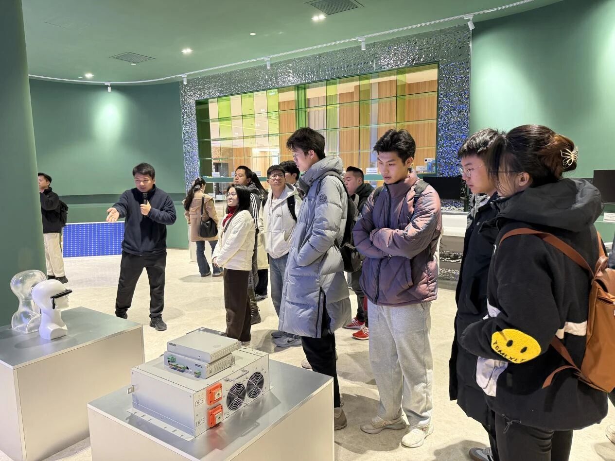 微信图片_2025-12-23_131952_297.jpg